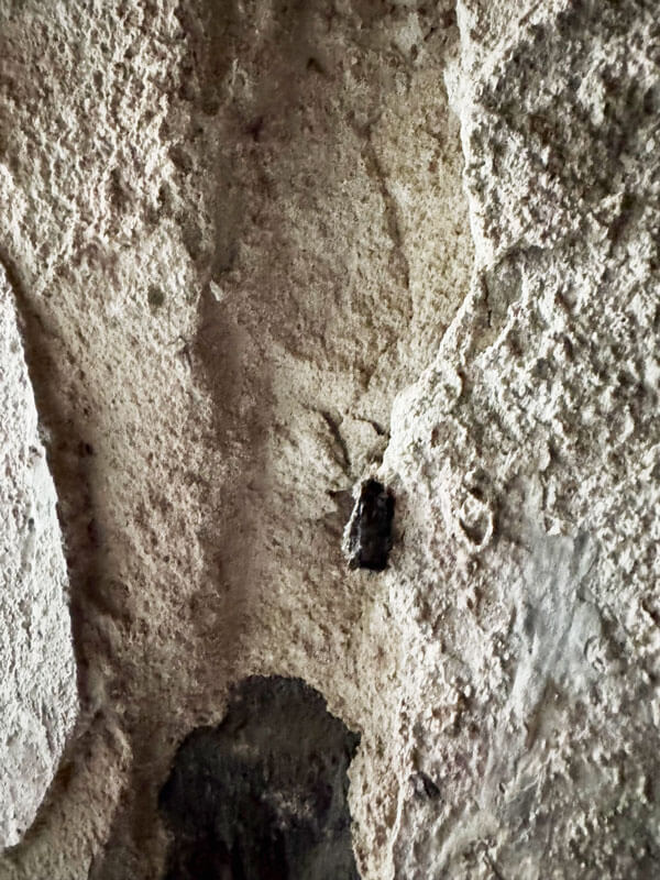 bergfried-angern-gitter