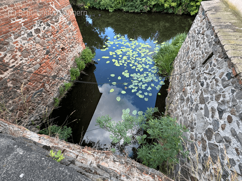 burg-angern-graben